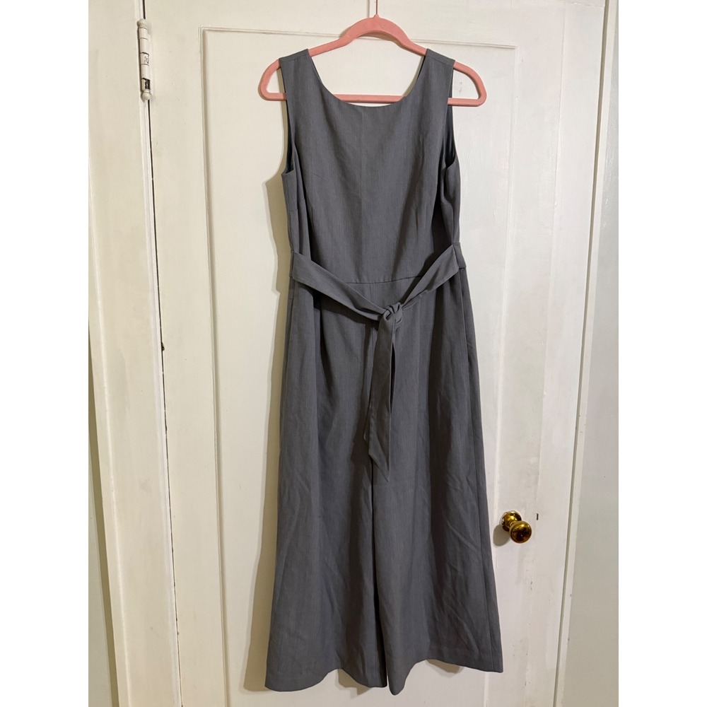 Loft Outlet Grey Sleeveless Wide Leg Jumpsuit Size 6 Tie Waist V-Back